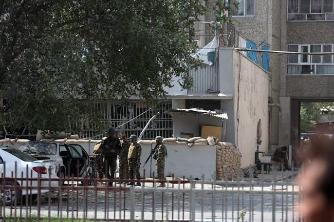 Taliban suicide bomber targets Kabul bank, kills 5 people | iNFOnews.ca