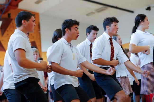 'Rise up!' NZ students heal with haka after mosque attacks | iNFOnews.ca