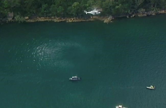 Seaplane crashes into Sydney river, killing all 6 on board | iNFOnews.ca CP1970954066