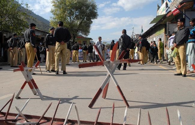 Pakistan, India trade fire in disputed Kashmir: 7 people die | iNFOnews.ca Pakistan, India trade fire in disputed Kashmir: 7 people die | iNFOnews.ca