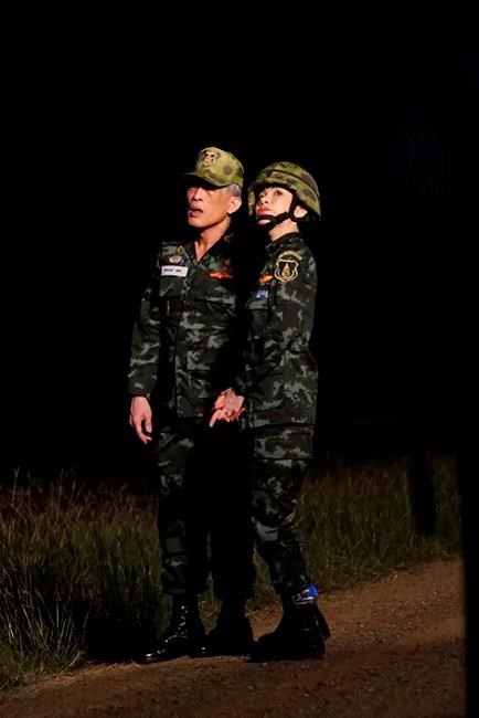 Thai palace shares photos of king, newly named royal consort | iNFOnews.ca