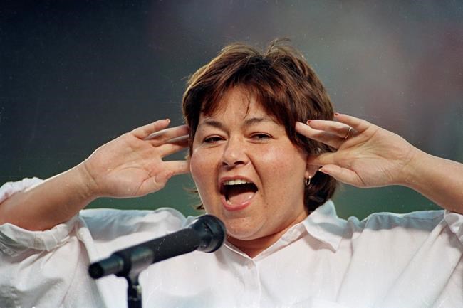 Delaware school sorry for serving Roseanne anthem rendition | iNFOnews.ca CP58809630