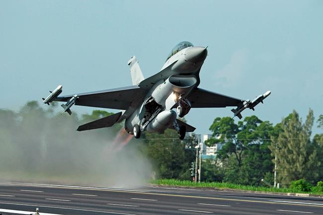 Taiwan says F-16 fighter jet goes missing during training | iNFOnews.ca