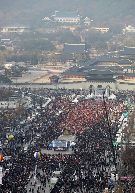 S. Koreans rally for 6th weekend calling for leader's ouster | iNFOnews.ca