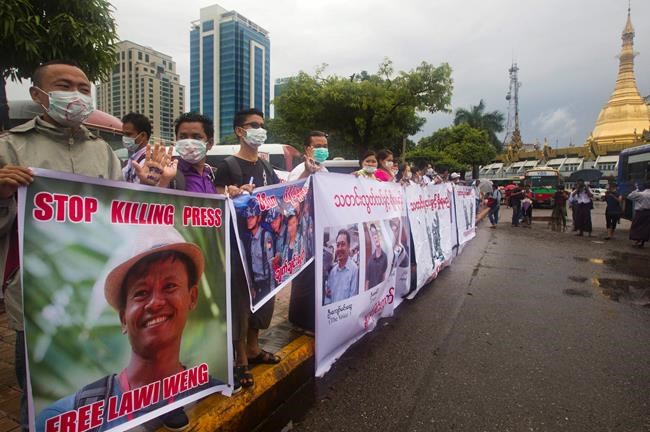 Former loyalists lose faith in Myanmar's democracy icon | iNFOnews.ca