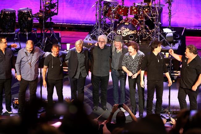 Doobie Brothers unite with Michael McDonald for tour | iNFOnews.ca CP586579659