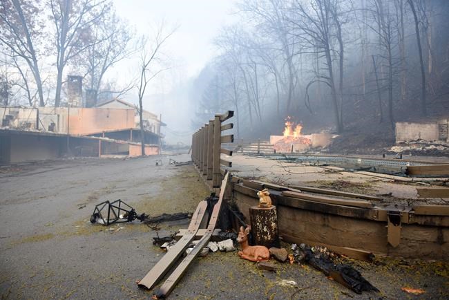 The Latest: Officials say 3 dead in Tennessee wildfires | iNFOnews.ca The Latest: Officials say 3 dead in Tennessee wildfires | iNFOnews.ca