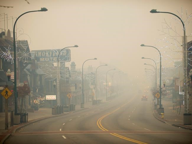 Review: US park wasn't prepared for fatal Tennessee fire | iNFOnews.ca