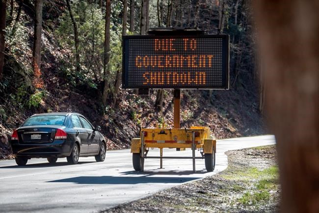 Some national parks open to visitors post-shutdown | iNFOnews.ca