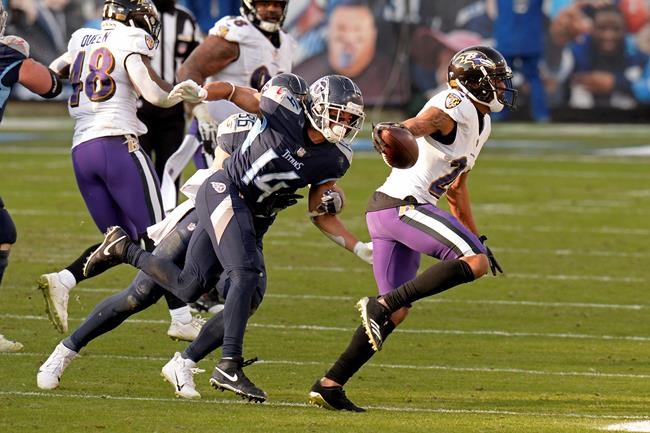 Lamar winless no more, leads Ravens to 20-13 win over Titans | iNFOnews.ca