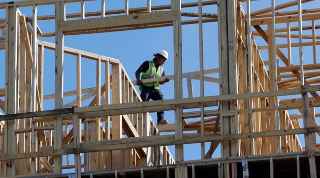 US economy grew at solid 2.6 per cent rate in fourth quarter | iNFOnews.ca