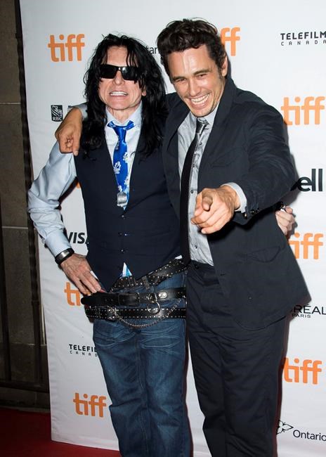 Cult of 'The Room' cheers James Franco's 'Disaster Artist' | iNFOnews.ca