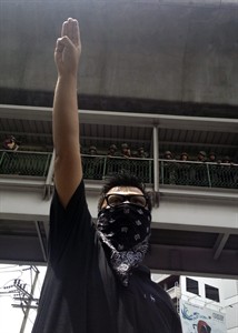 3 Thai students detained as 'The Hunger Games' opening is used to spotlight political dispute | iNFOnews.ca