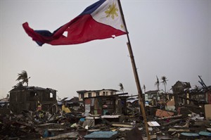 Bestselling US author Albom launches drive to rebuild libraries in typhoon-hit Philippine city | iNFOnews.ca CP27357755