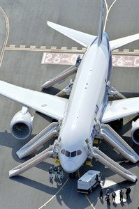 CP21585204