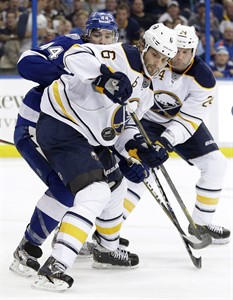 Myers scores go-ahead goal, Rolston gets 1st win as Buffalo beats Tampa Bay 2-1 | iNFOnews.ca Myers scores go-ahead goal, Rolston gets 1st win as Buffalo beats Tampa Bay 2-1 | iNFOnews.ca
