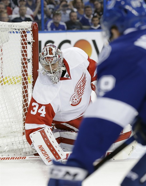 Killorn's late goal lifts Lightning over Red Wings 1-0 | iNFOnews.ca