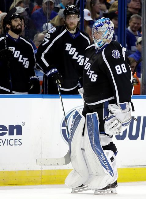 Four-goal second period lifts Maple Leafs past Lightning 5-0 | iNFOnews.ca