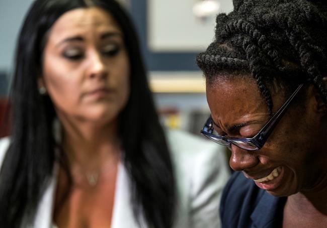 Black Texas woman seeks unity as white officers investigated | iNFOnews.ca