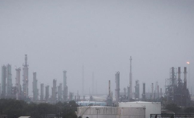 Gas prices rise, flights stall as Hurricane Harvey nears | iNFOnews.ca