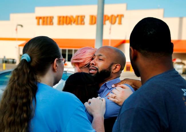 Prosecutors seek death penalty in killing of Dallas officer | iNFOnews.ca