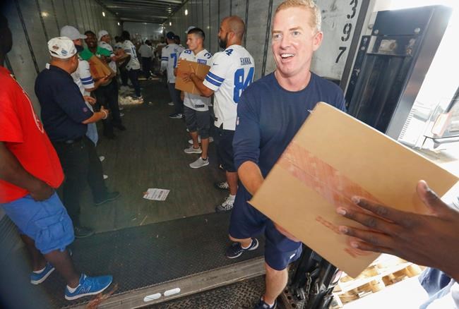 Dak, Dez, Cowboys raise Harvey money while others practice | iNFOnews.ca