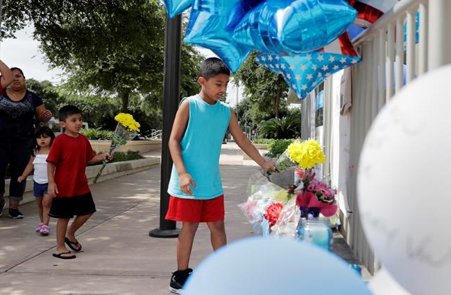 The Latest: Police identify gunman who killed police officer | iNFOnews.ca