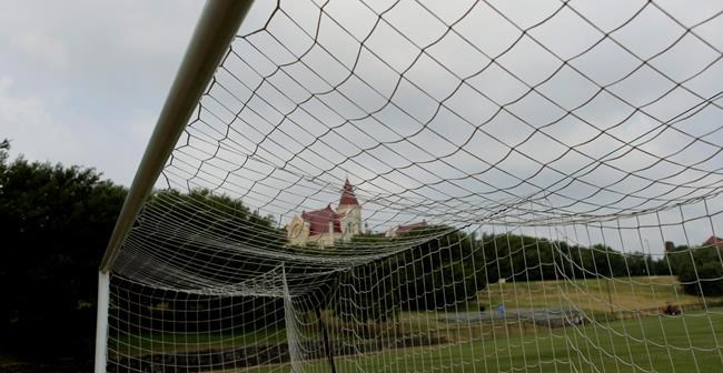 Slashed St. Ed's: Reeling school cuts teams, breaks hearts | iNFOnews.ca Slashed St. Ed's: Reeling school cuts teams, breaks hearts | iNFOnews.ca
