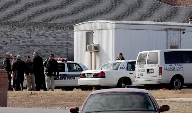 Slain Texas officer's patrol car returned to Fort Worth | iNFOnews.ca Slain Texas officer's patrol car returned to Fort Worth | iNFOnews.ca