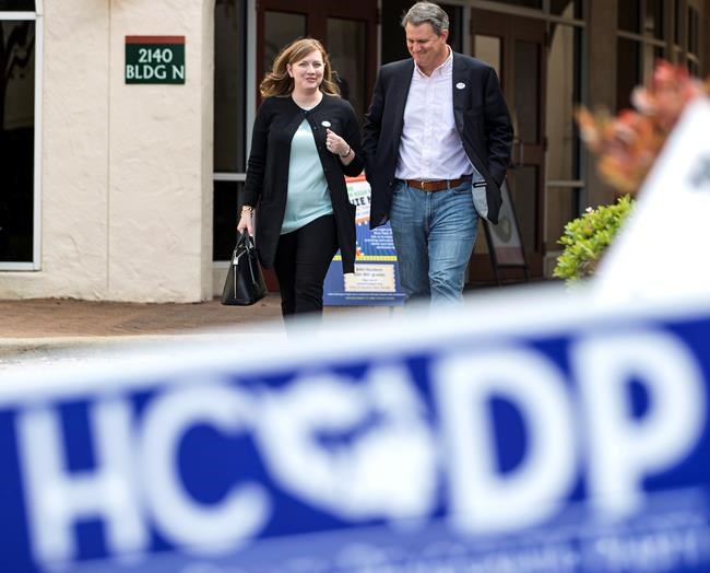 Bernie Sanders tells Democrats to back off primary attacks | iNFOnews.ca
