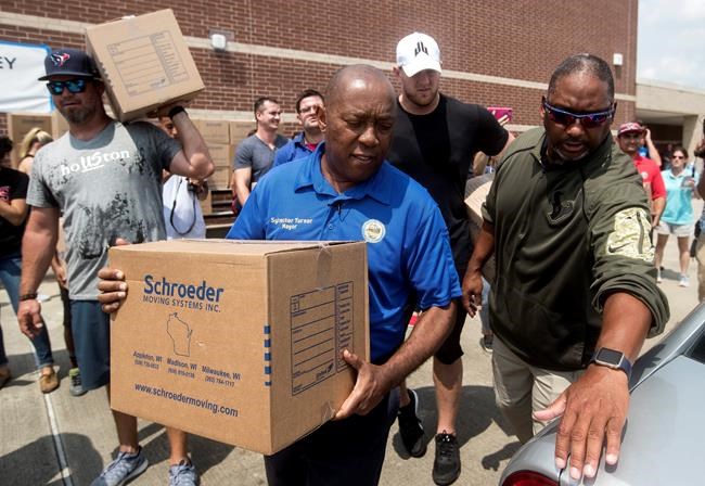 Houston leaders start providing grants for Harvey recovery | iNFOnews.ca