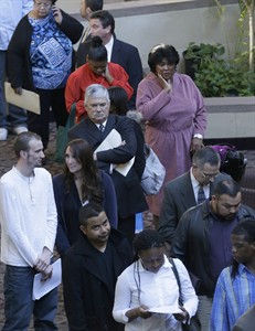 Applications for US unemployment benefits fell last week to 3-month low of 315,000 | iNFOnews.ca