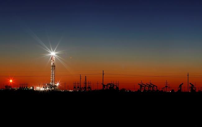 Chaos and scrambling in the US oil patch as prices plummet | iNFOnews.ca CP297785865