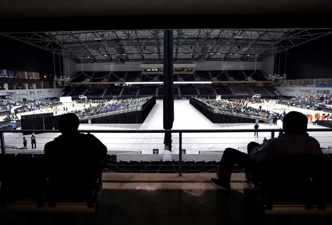 2 at a time: C-USA tourney games on 2 courts simultaneously | iNFOnews.ca