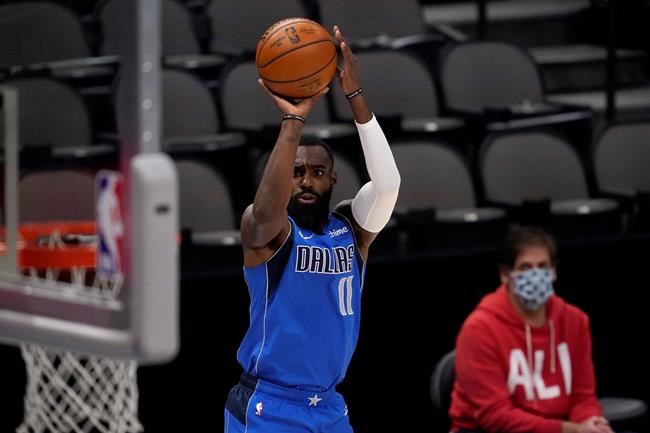 Mavs' Cuban relents on anthem after NBA reiterates policy | iNFOnews.ca Mavs' Cuban relents on anthem after NBA reiterates policy | iNFOnews.ca