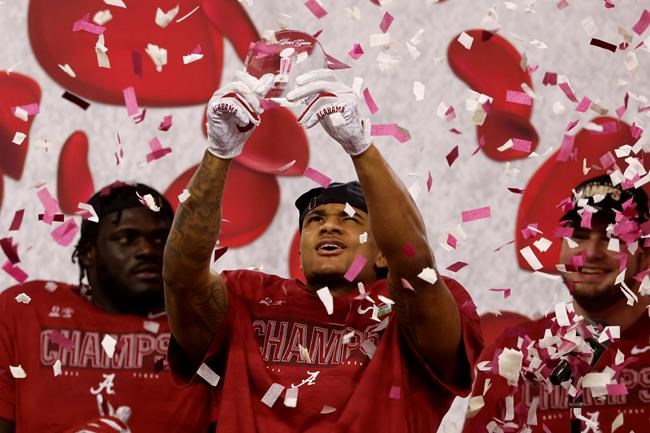 Roll Tide! No. Alabama beats Notre Dame 31-14 in Rose Bowl | iNFOnews.ca Roll Tide! No. Alabama beats Notre Dame 31-14 in Rose Bowl | iNFOnews.ca