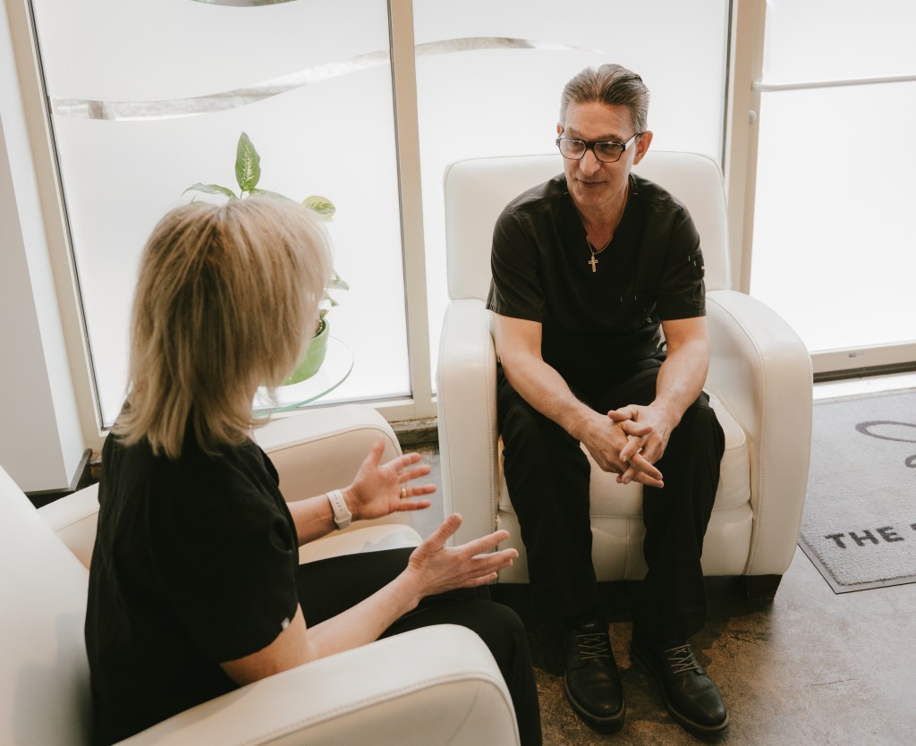 The De Pieri Clinic And The role of Testosterone Therapy in Longevity and Quality of Life | iNFOnews.ca Dr. Kolkind and Dr. De Pieri in conversation at the clinic.