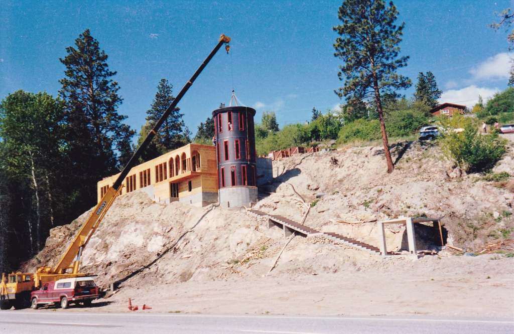 Belly dancers and baclava: Inside Eddy Haymour's Peachland castle during the party years | iNFOnews.ca