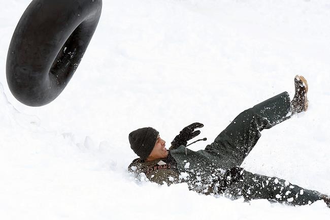 Avalanche warning in Utah; ski resort worker briefly trapped | iNFOnews.ca Avalanche warning in Utah; ski resort worker briefly trapped | iNFOnews.ca
