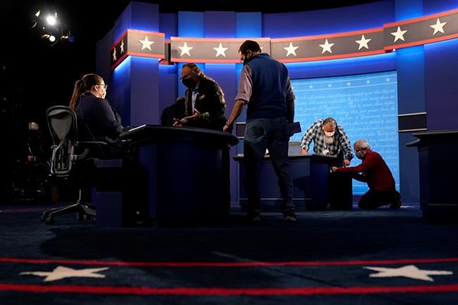 5 questions as Pence and Harris prepare for debate faceoff | iNFOnews.ca