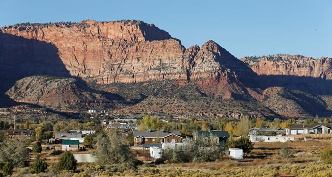 Polygamous town under scrutiny picks outsider as chief | iNFOnews.ca CP1794390750