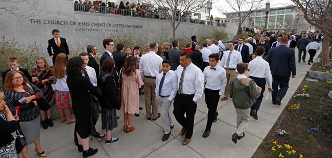 New Asian-American, Brazilian apostles make Mormon history | iNFOnews.ca CP967251674