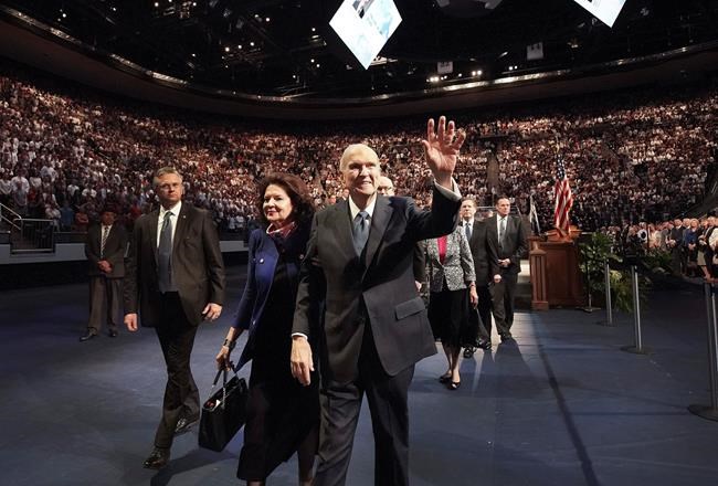 Mormon leader reaffirms church's opposition to gay marriage | iNFOnews.ca CP997859876