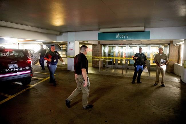 Police: Person shot, wounded at shopping mall near Pentagon | iNFOnews.ca CP702061746