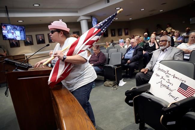 Virginia attorney says county cannot remove Confederate flag | iNFOnews.ca CP242947150