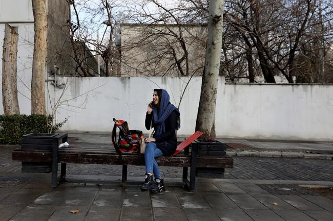 On streets of Tehran, relief for now at no wider conflict | iNFOnews.ca CP960206948