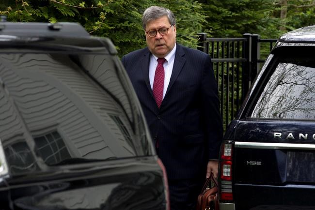 Trump says Russia probe 'con job,' as fuller report looms | iNFOnews.ca CP1841818810