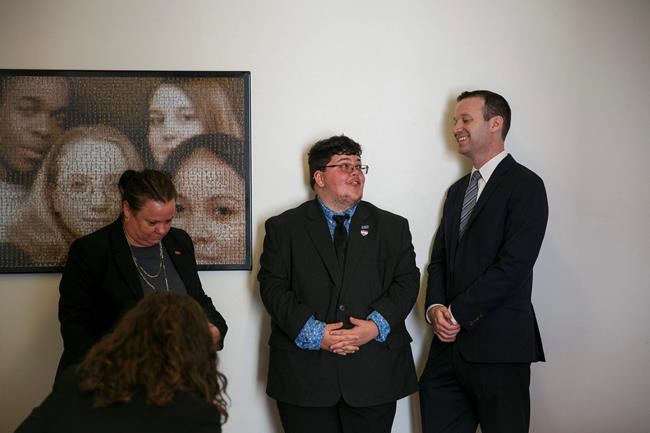 School lawyer: Despite birth certificate, Grimm still female | iNFOnews.ca CP2024594416