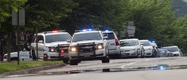 12 people killed in Virginia Beach shooting; suspect dead | iNFOnews.ca CP816841897