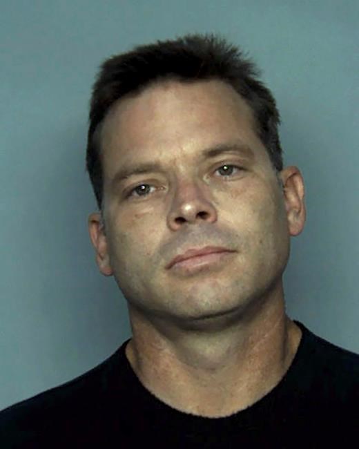 Virginia man accused of shooting federal facility guard dies | iNFOnews.ca